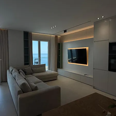 Sea View Lejlighed